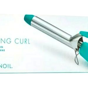 Brand New- Moroccanoil  Everlasting  Curling Iron